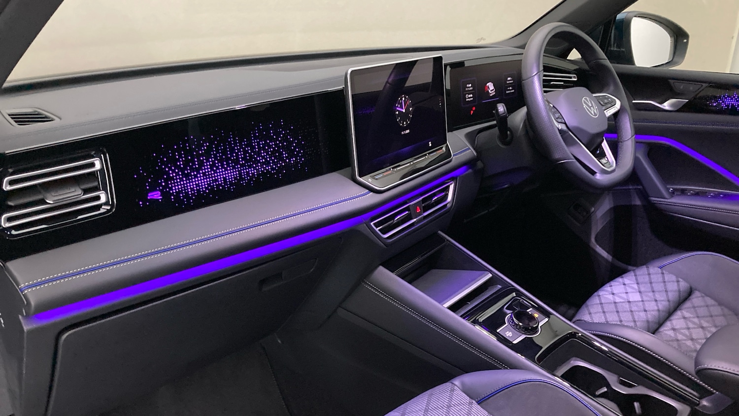 Used Volkswagen Tiguan 2024 for sale - 76627772: Photo 2