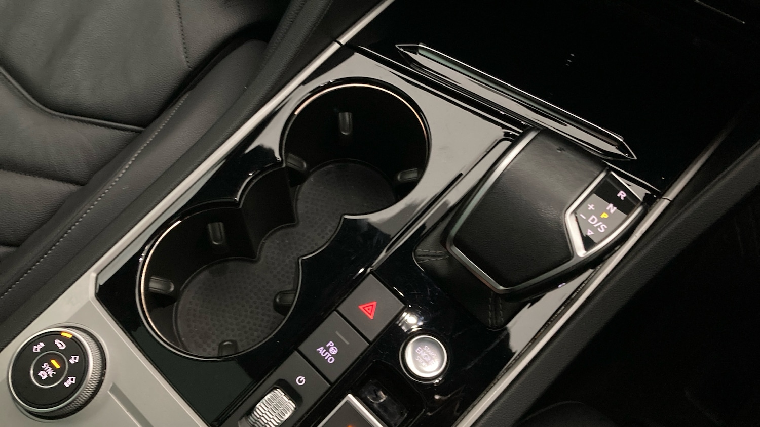 Used Volkswagen Touareg 2022 for sale - 76795035: Photo 14