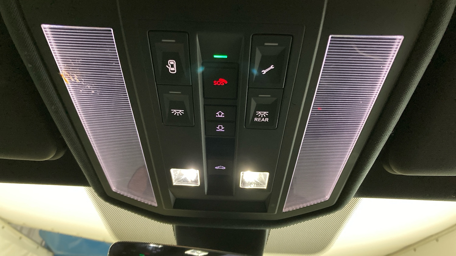 Used Volkswagen Touareg 2022 for sale - 76795035: Photo 32