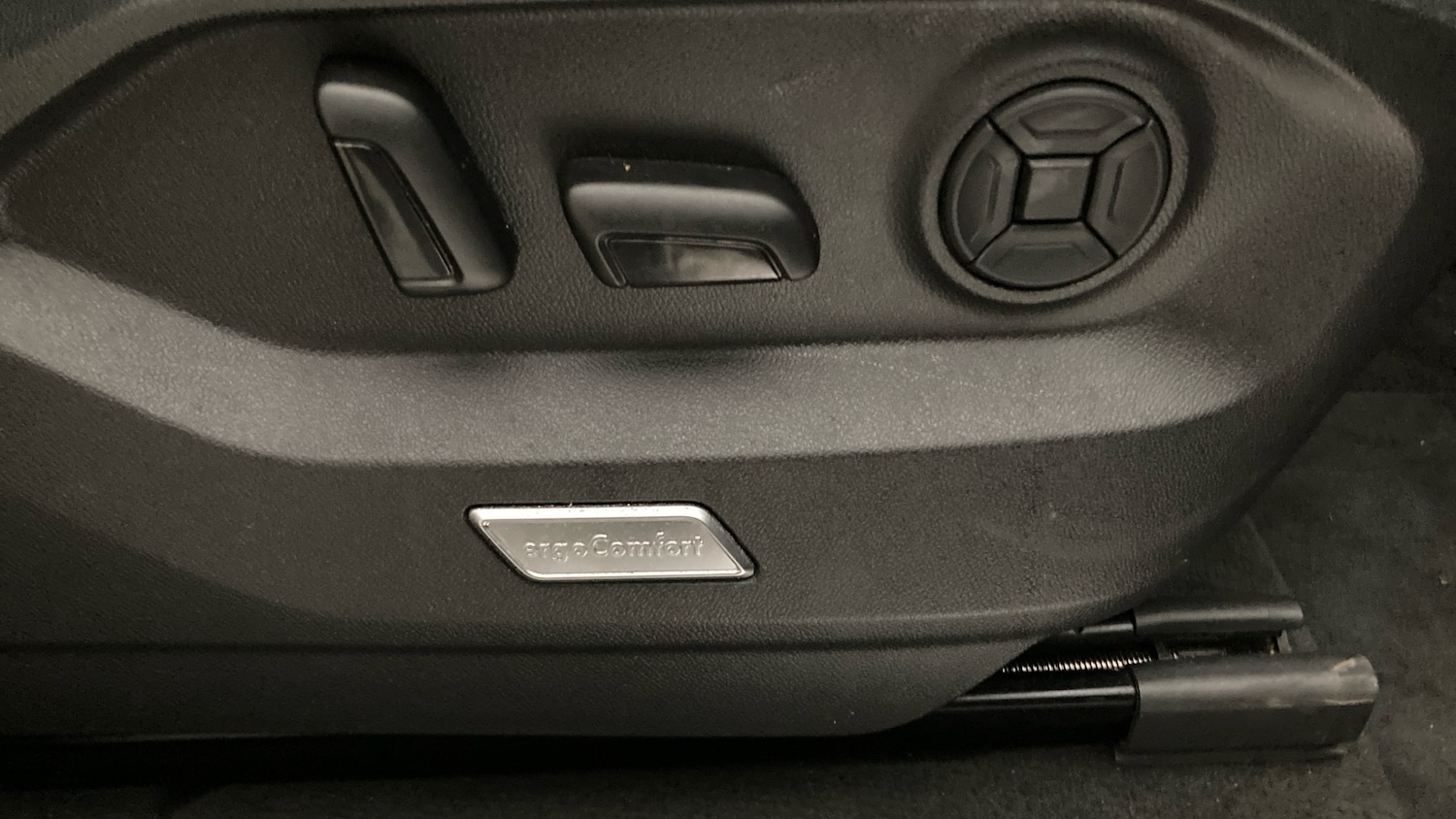 Used Volkswagen Touareg 2022 for sale - 76795035: Photo 35