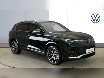 2025 (25) - 2.0 TDI R-Line 5dr DSG Diesel Estate