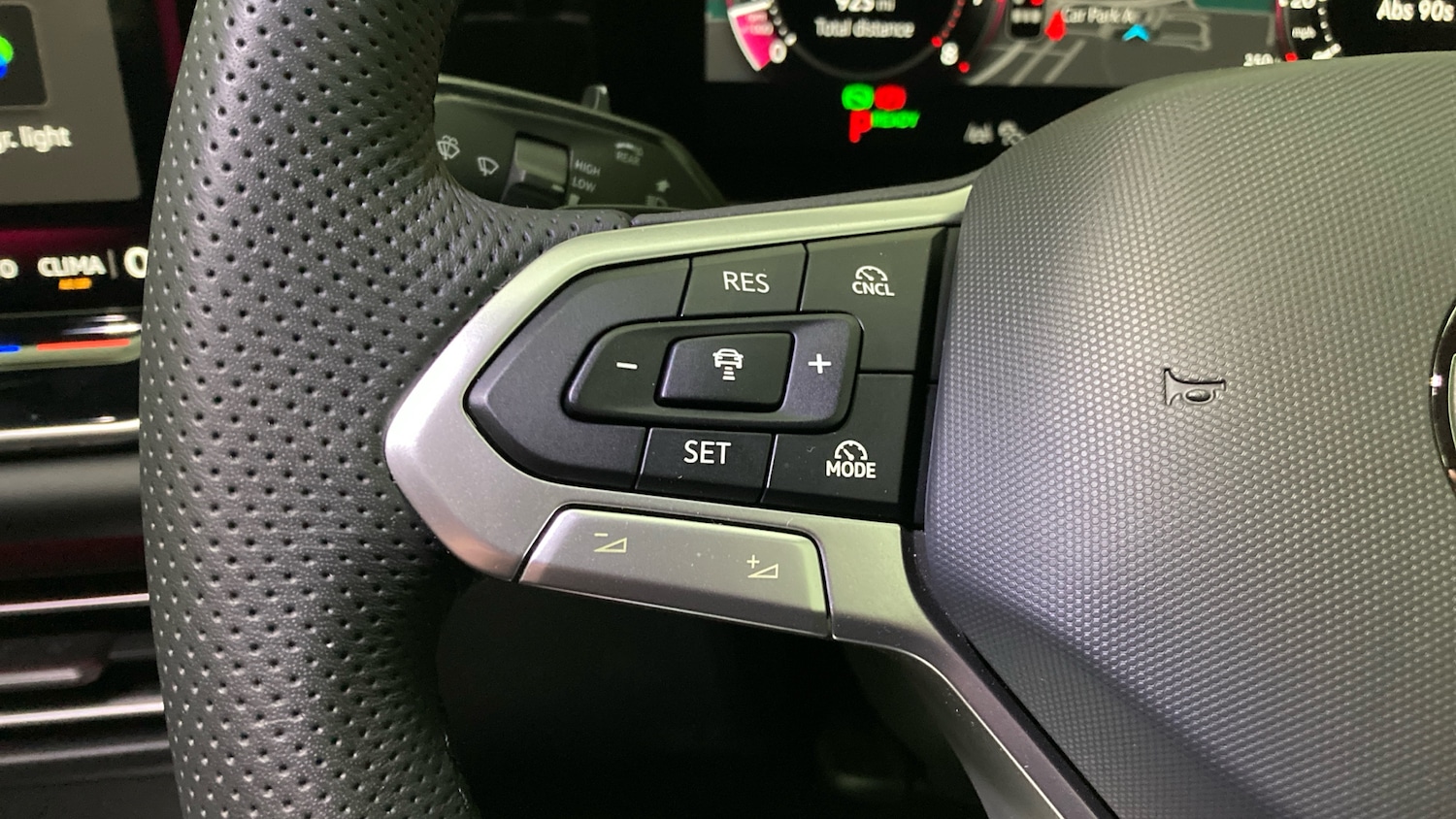 Used Volkswagen Tiguan 2025 for sale - 76762329: Photo 17