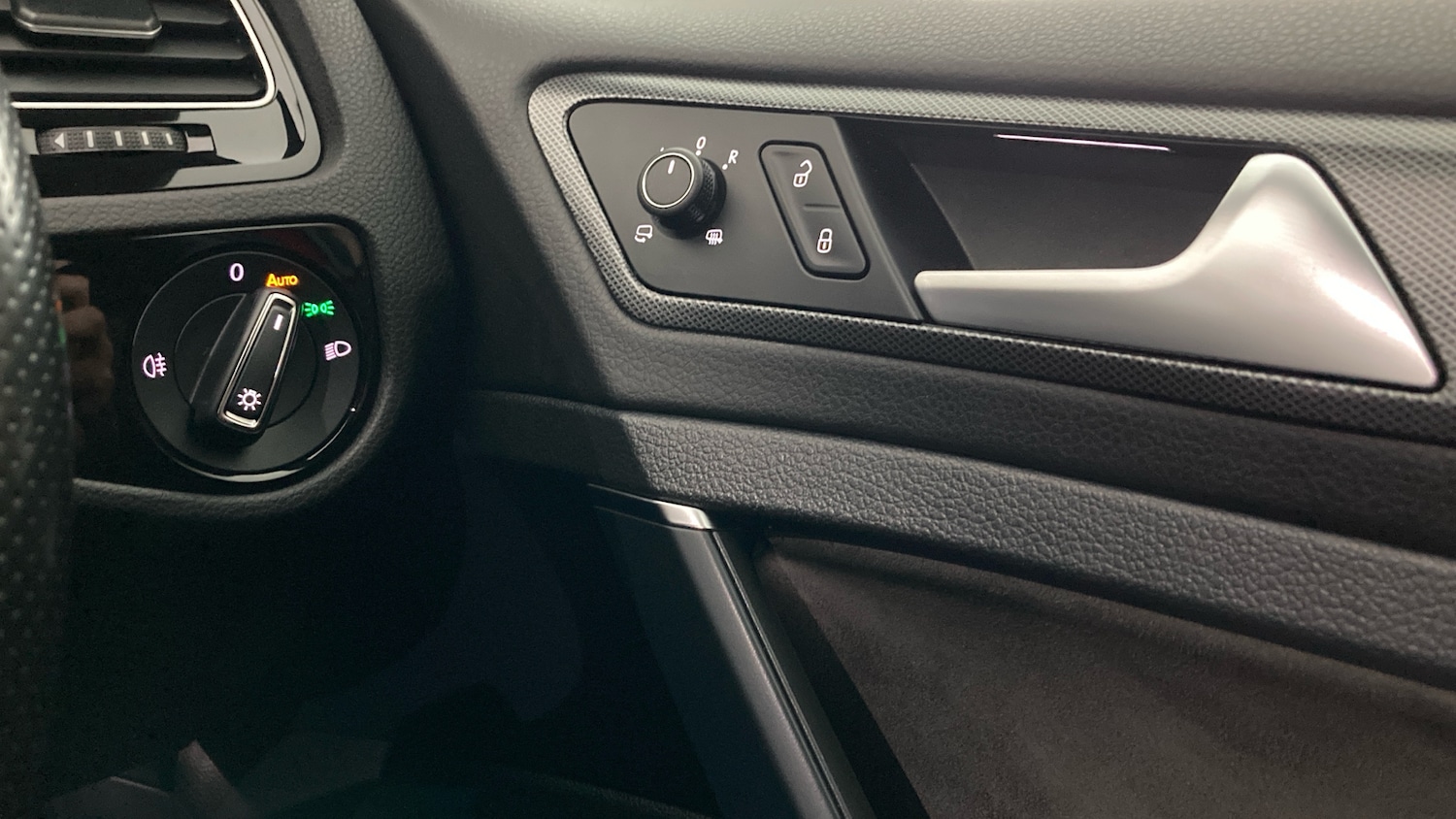 Used Volkswagen Golf 2020 for sale - 77570531: Photo 29