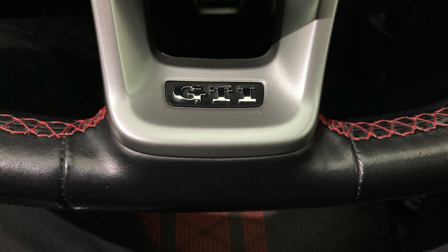 Used Volkswagen Golf 2020 for sale - 77570531: Photo 32