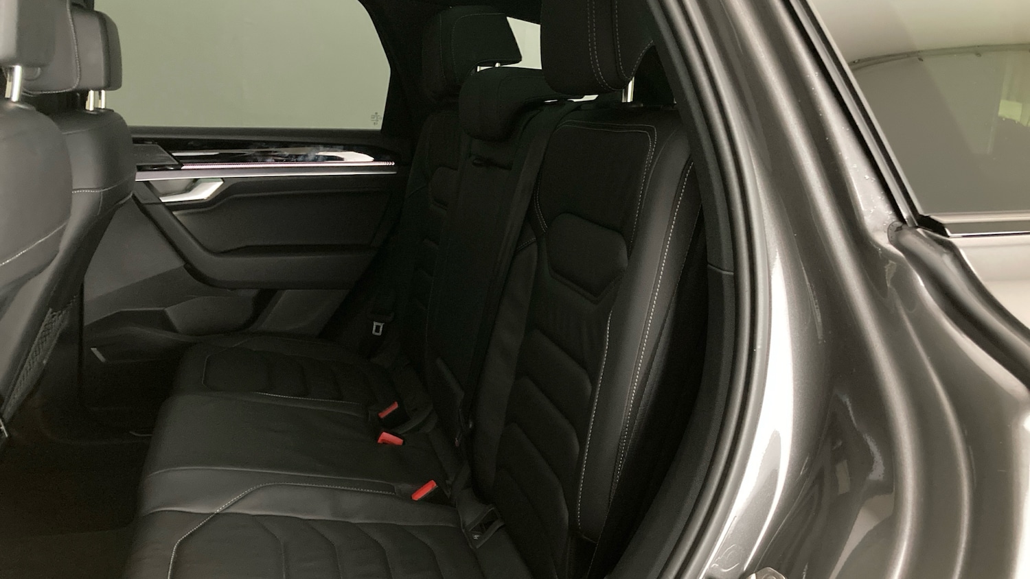 Used Volkswagen Touareg 2025 for sale - 77245456: Photo 16