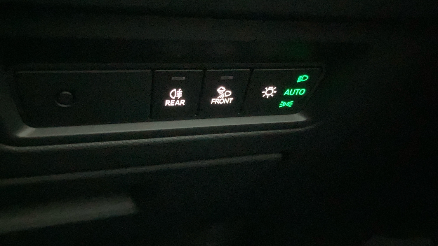 Used Volkswagen Touareg 2025 for sale - 77245456: Photo 30