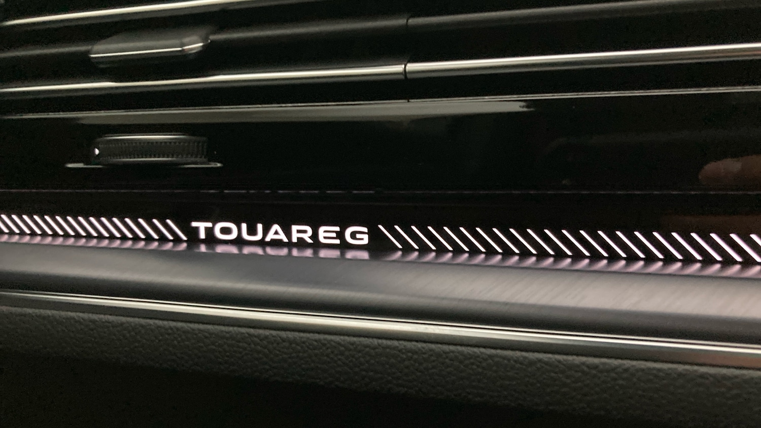 Used Volkswagen Touareg 2025 for sale - 77245456: Photo 35