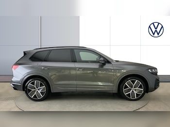 Used Volkswagen Touareg 2025 for sale - 77245456: Photo