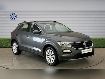 Used Volkswagen T-Roc 2019 for sale - 78692102: Photo