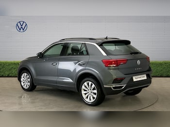 Used Volkswagen T-Roc 2019 for sale - 78692102: Photo