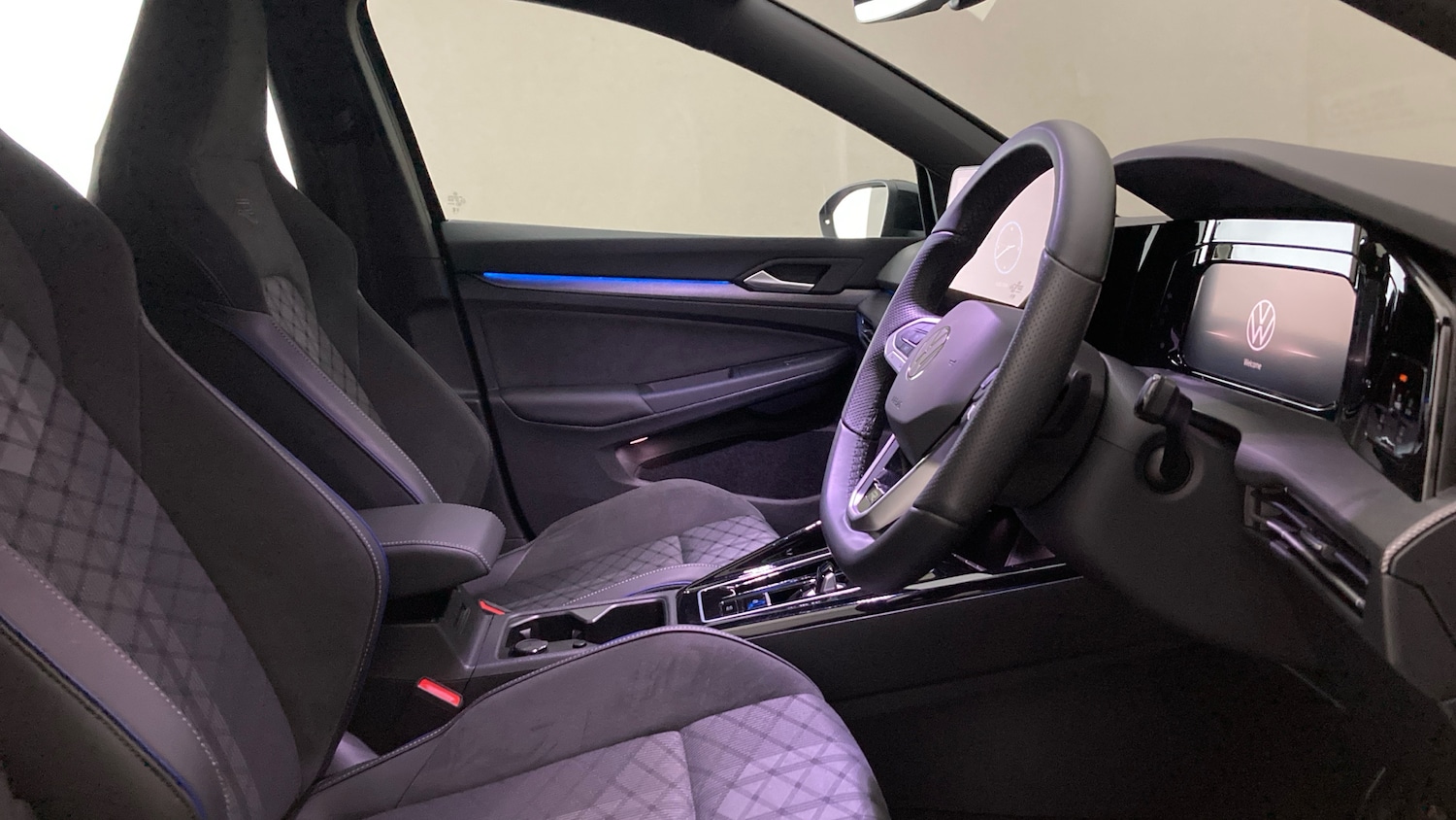 Used Volkswagen Golf 2025 for sale - 77572636: Photo 15