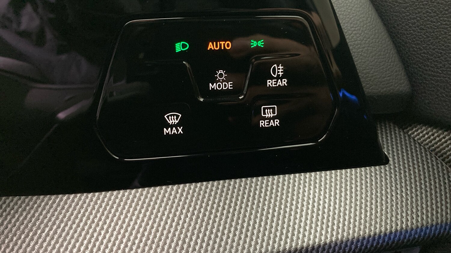 Used Volkswagen Golf 2025 for sale - 77572636: Photo 31