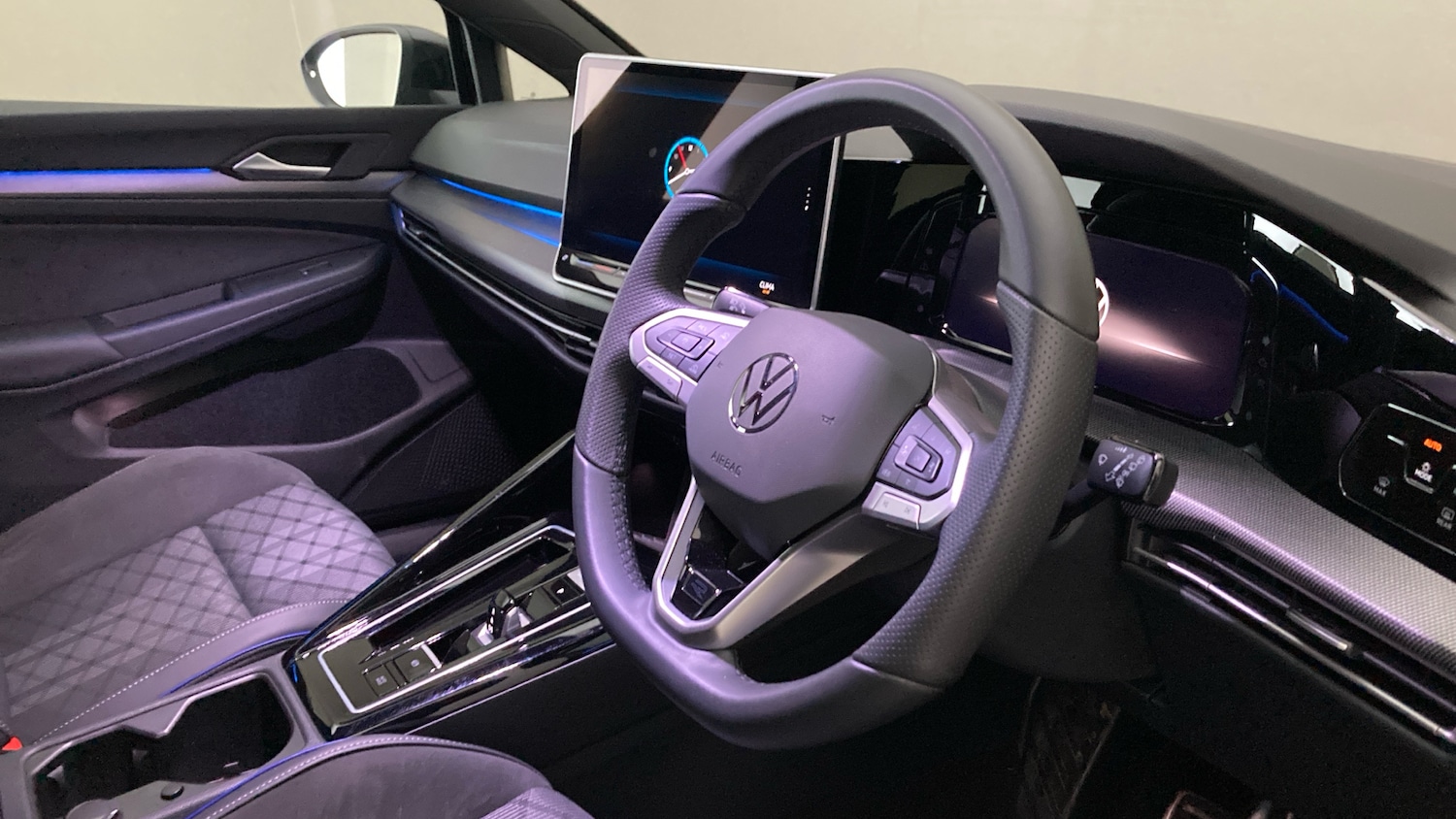 Used Volkswagen Golf 2025 for sale - 77572636: Photo 6