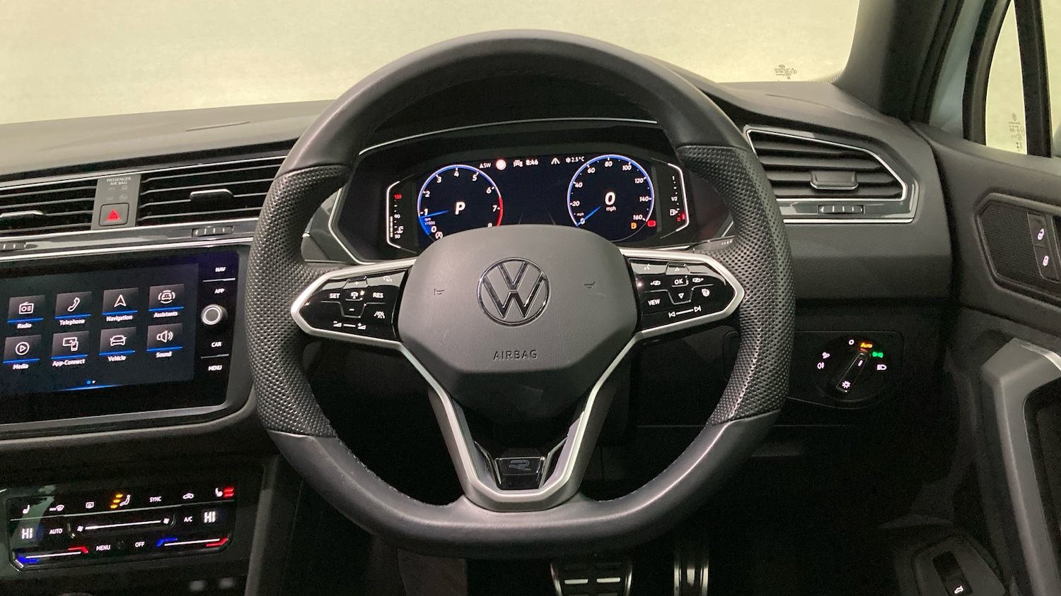 Used Volkswagen Tiguan 2023 for sale - 76706239: Photo 10