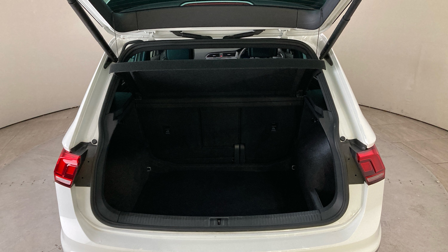 Used Volkswagen Tiguan 2023 for sale - 76706239: Photo 20