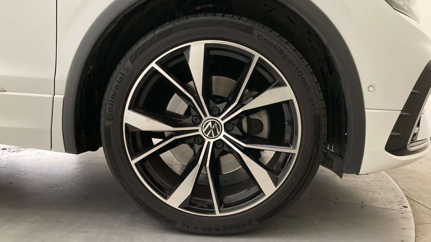 Used Volkswagen Tiguan 2023 for sale - 76706239: Photo 5