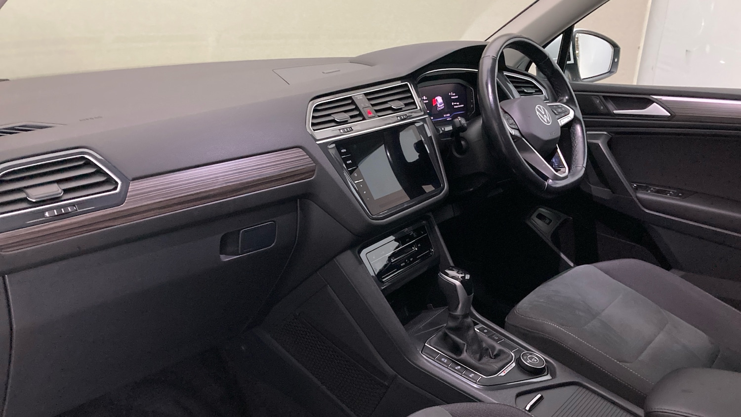 Used Volkswagen Tiguan Allspace 2022 for sale - 76734341: Photo 2