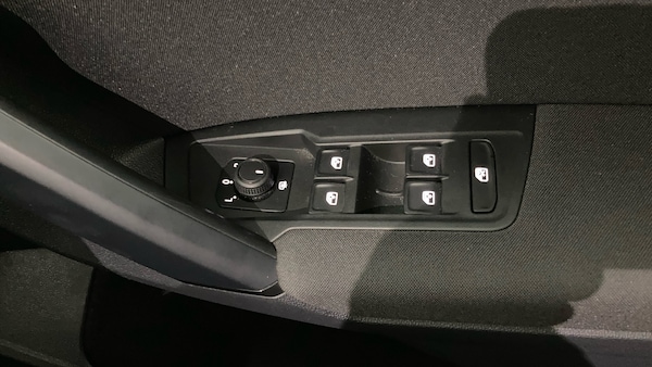 Used Volkswagen Tiguan 2021 for sale - 76101211: Photo 32