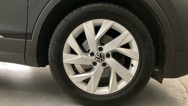 Used Volkswagen Tiguan 2021 for sale - 76101211: Photo 5