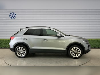 Used Volkswagen T-Roc 2025 for sale - 78067373: Photo