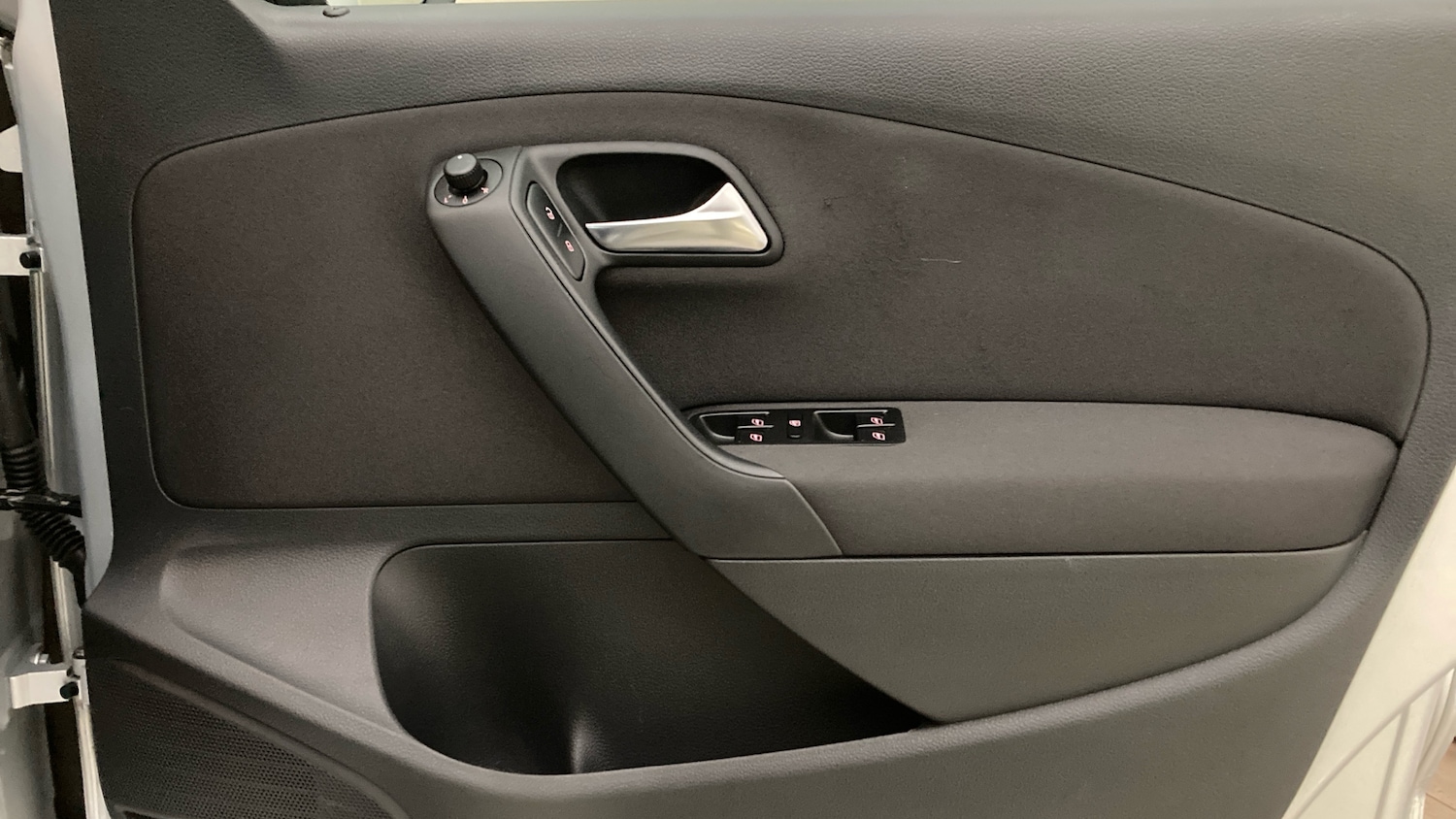 Used Volkswagen Polo 2010 for sale - 77601923: Photo 19