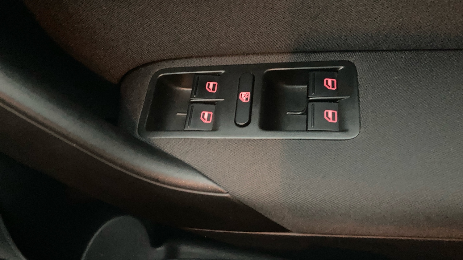 Used Volkswagen Polo 2010 for sale - 77601923: Photo 25