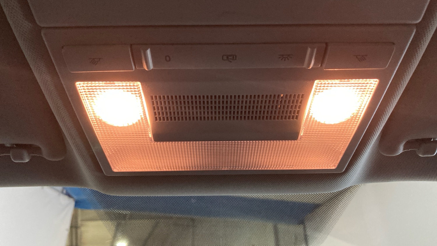 Used Volkswagen Polo 2010 for sale - 77601923: Photo 27