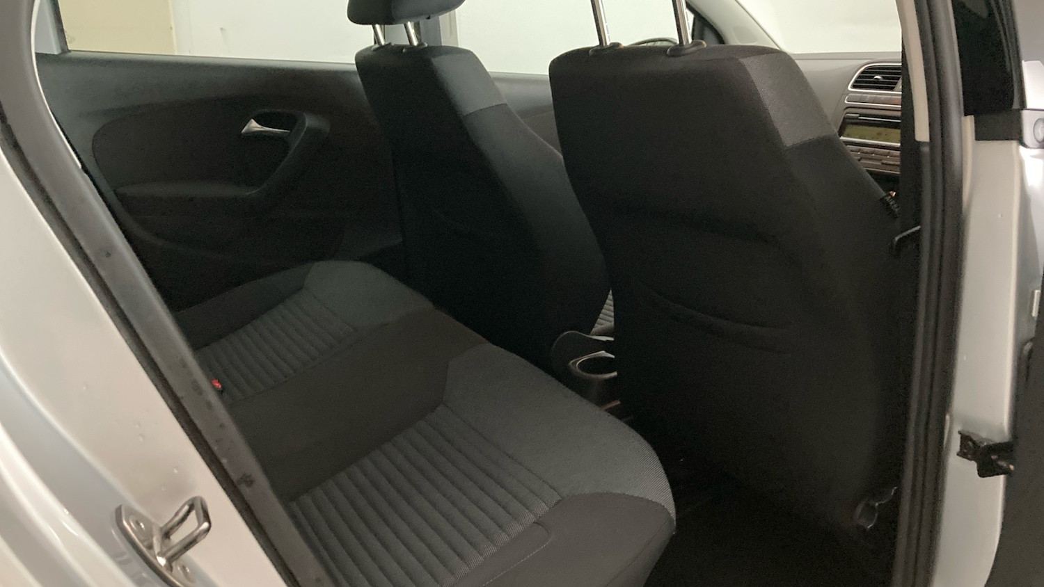 Used Volkswagen Polo 2010 for sale - 77601923: Photo 31