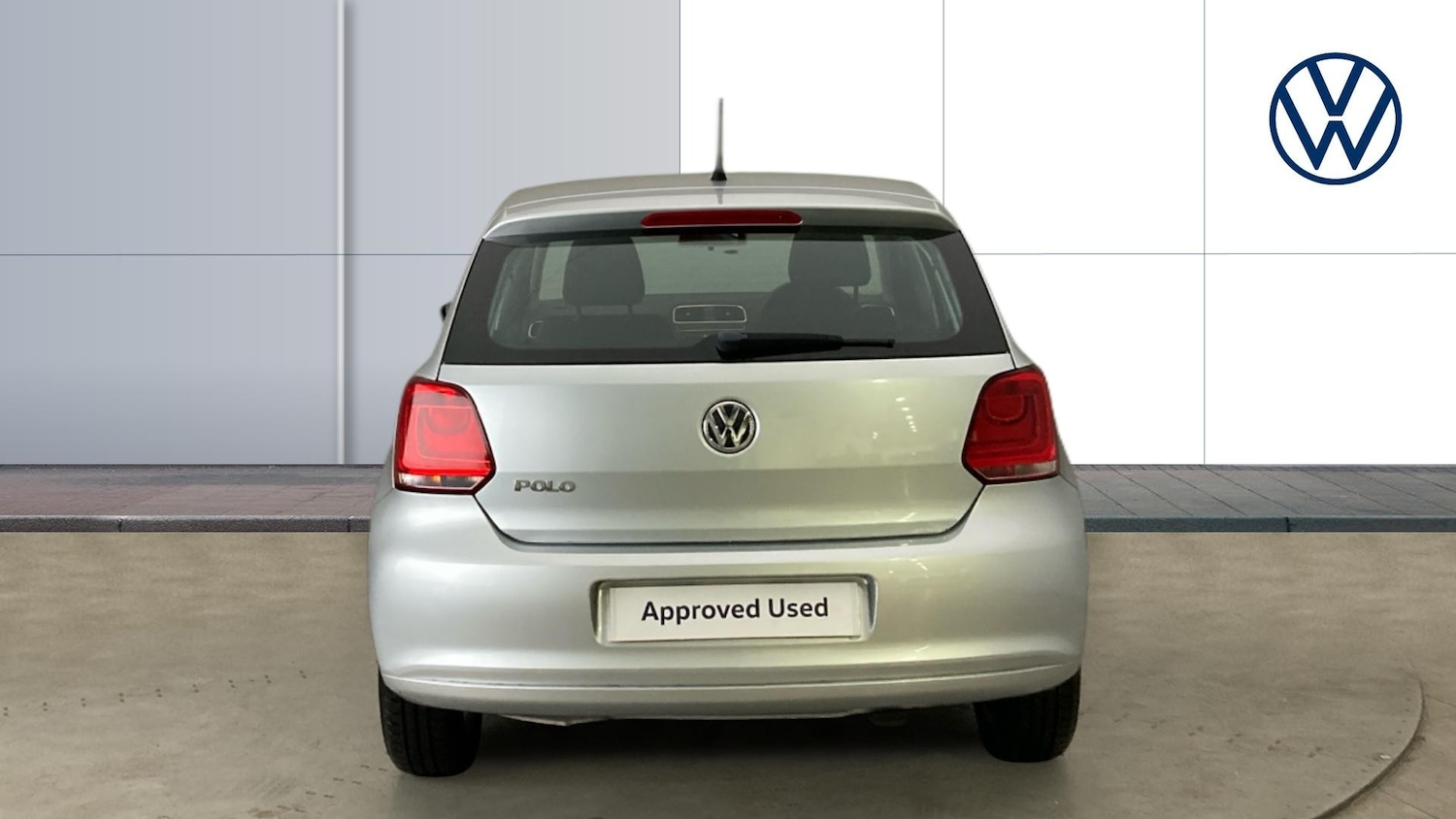 Used Volkswagen Polo 2010 for sale - 77601923: Photo 8