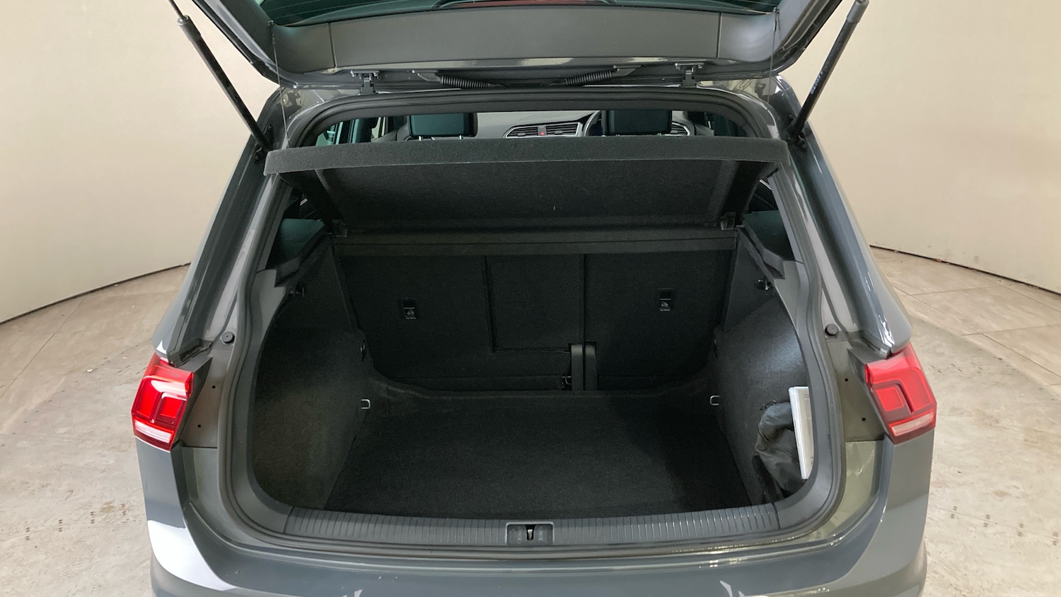 Used Volkswagen Tiguan 2023 for sale - 77432498: Photo 20