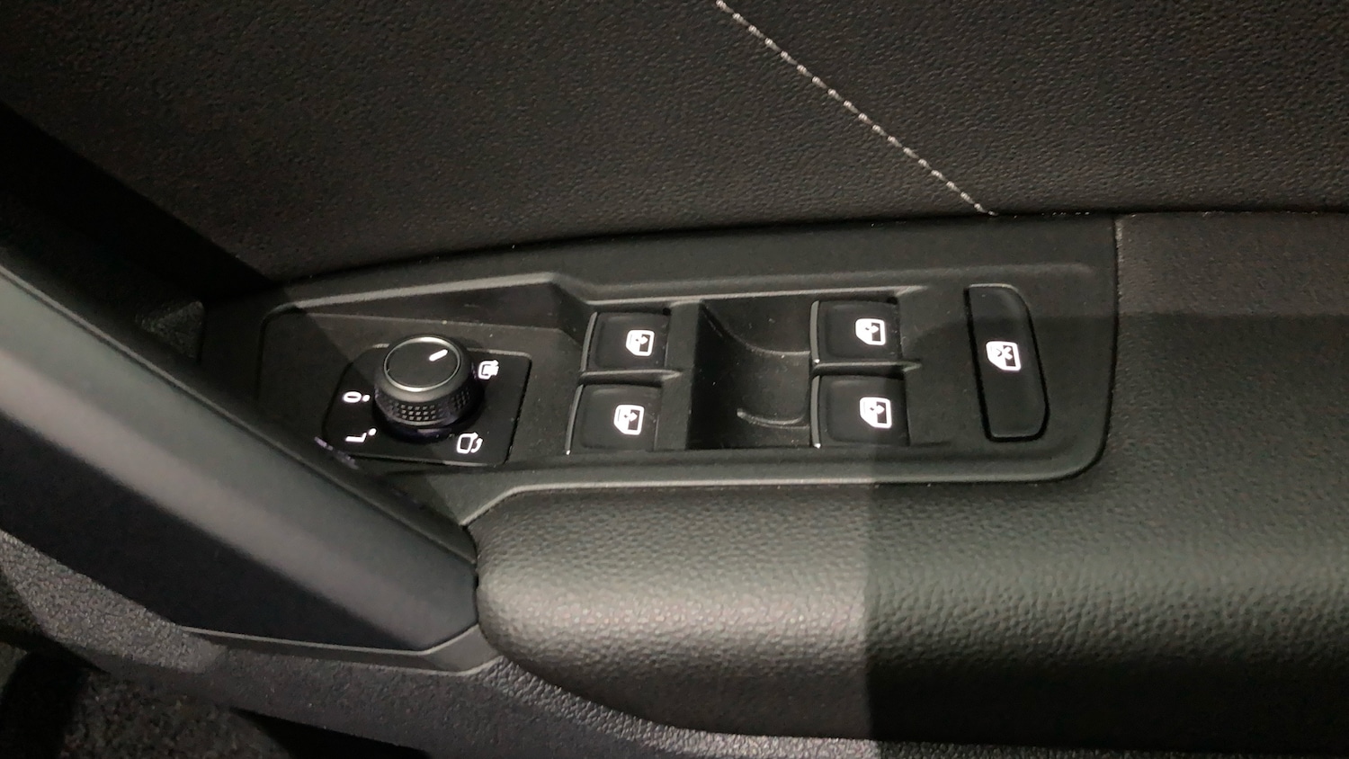 Used Volkswagen Tiguan 2023 for sale - 77432498: Photo 33