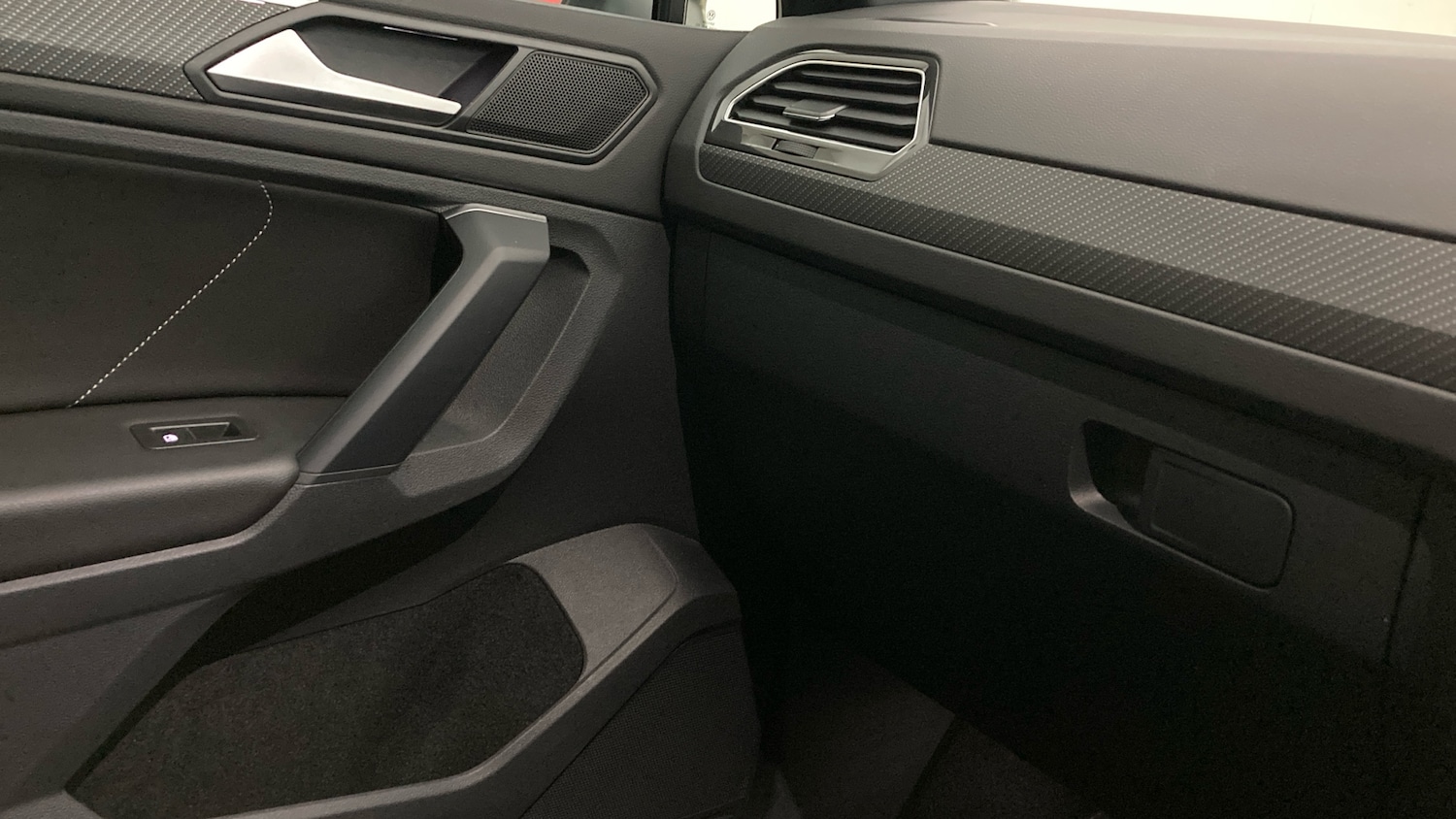 Used Volkswagen Tiguan 2023 for sale - 77432498: Photo 36