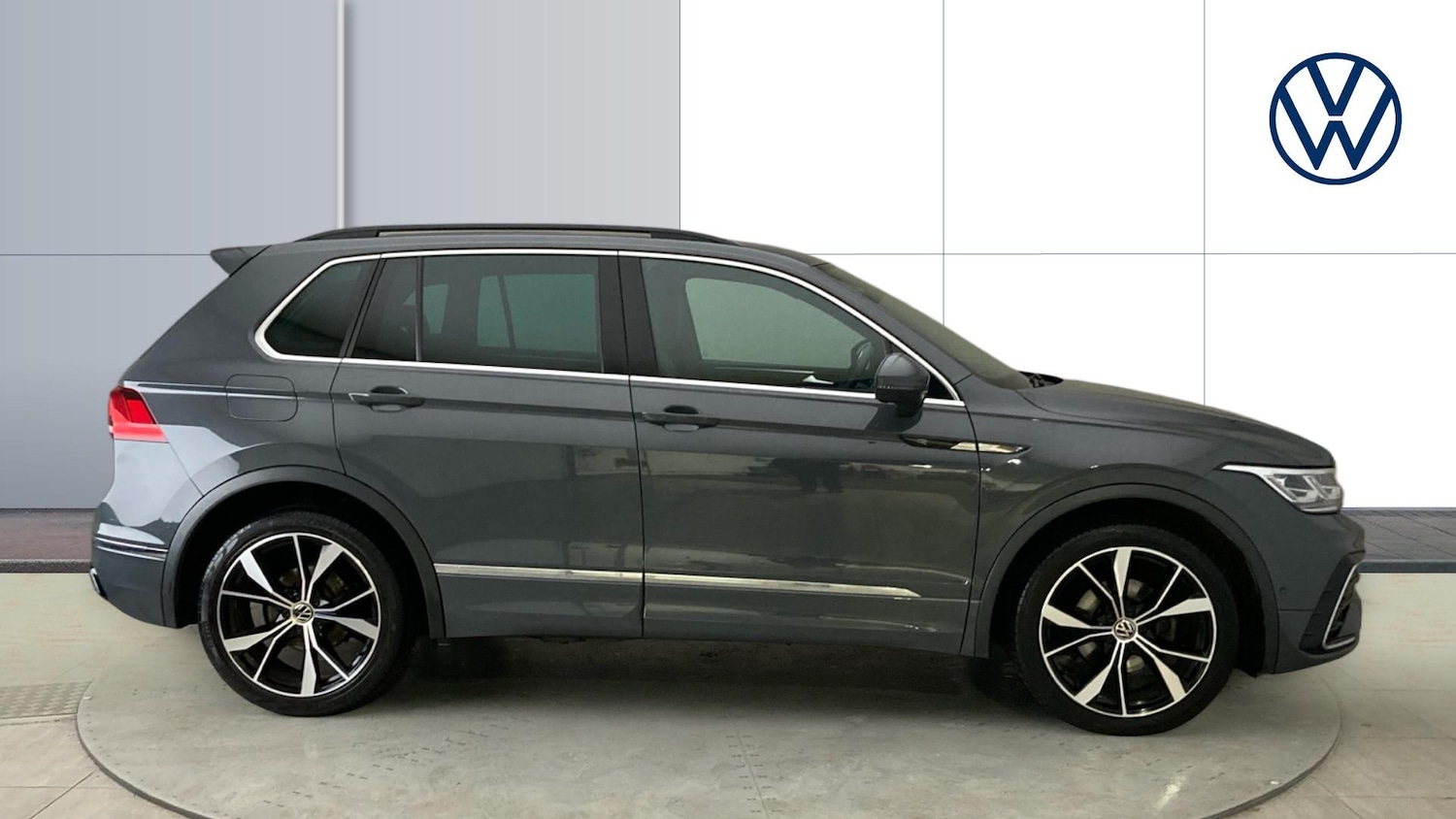 Used Volkswagen Tiguan 2023 for sale - 77432498: Photo 4
