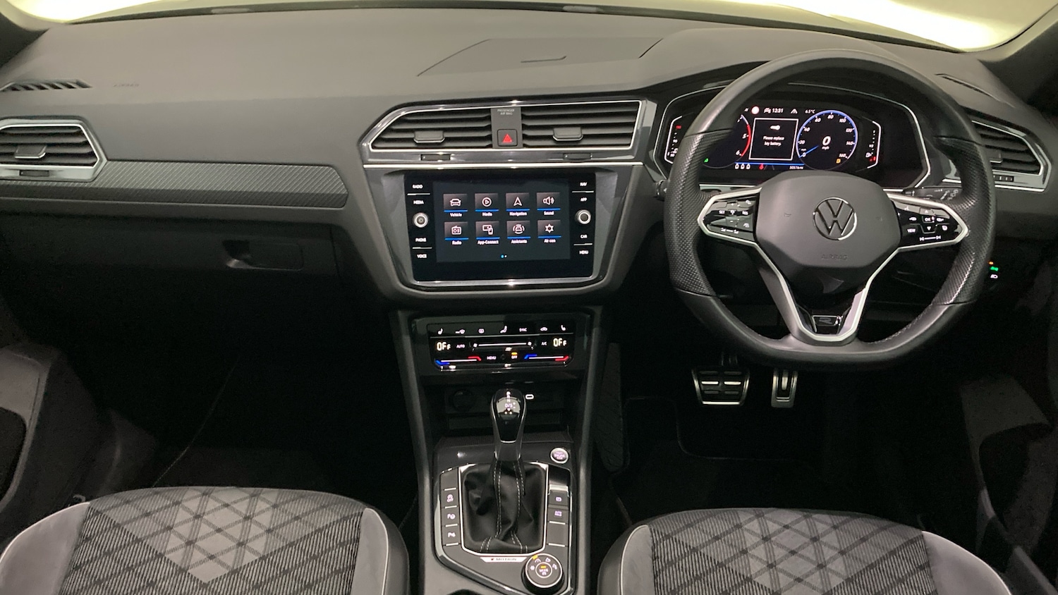 Used Volkswagen Tiguan 2023 for sale - 77432498: Photo 9