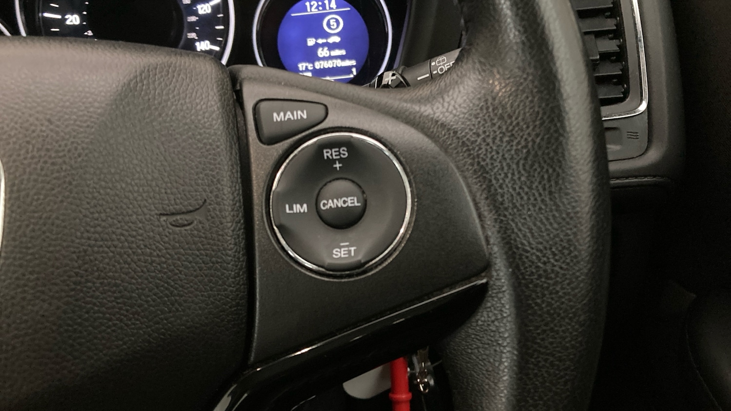 Used Honda HR-V 2018 for sale - 76382546: Photo 18