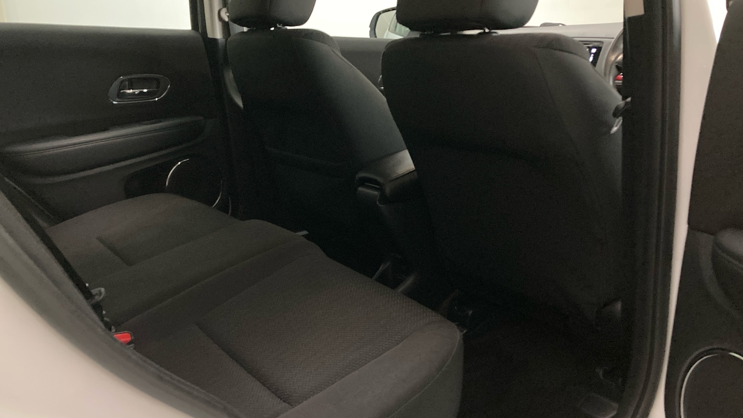 Used Honda HR-V 2018 for sale - 76382546: Photo 32