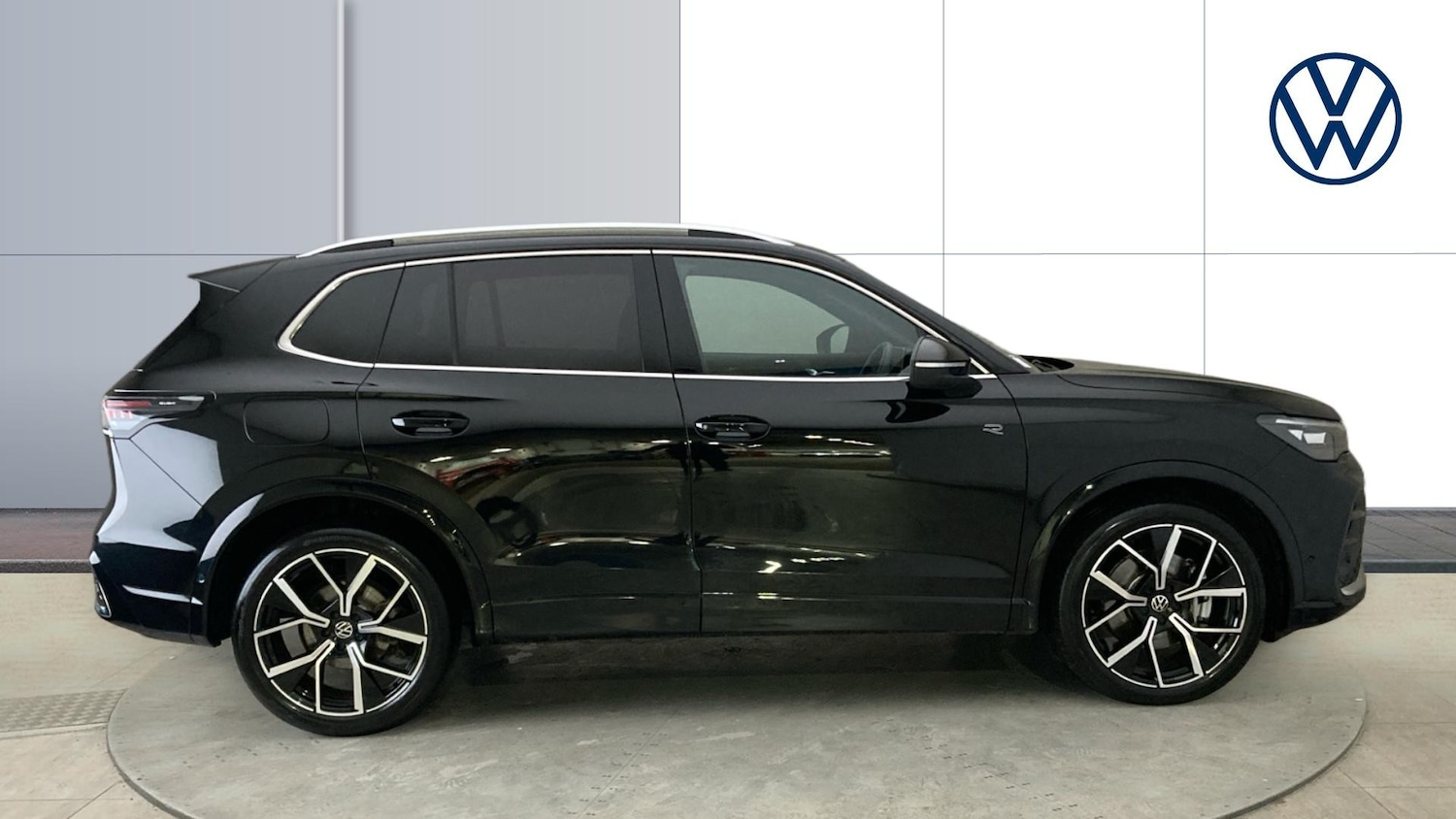 Used Volkswagen Tiguan 2025 for sale - 77298224: Photo 4