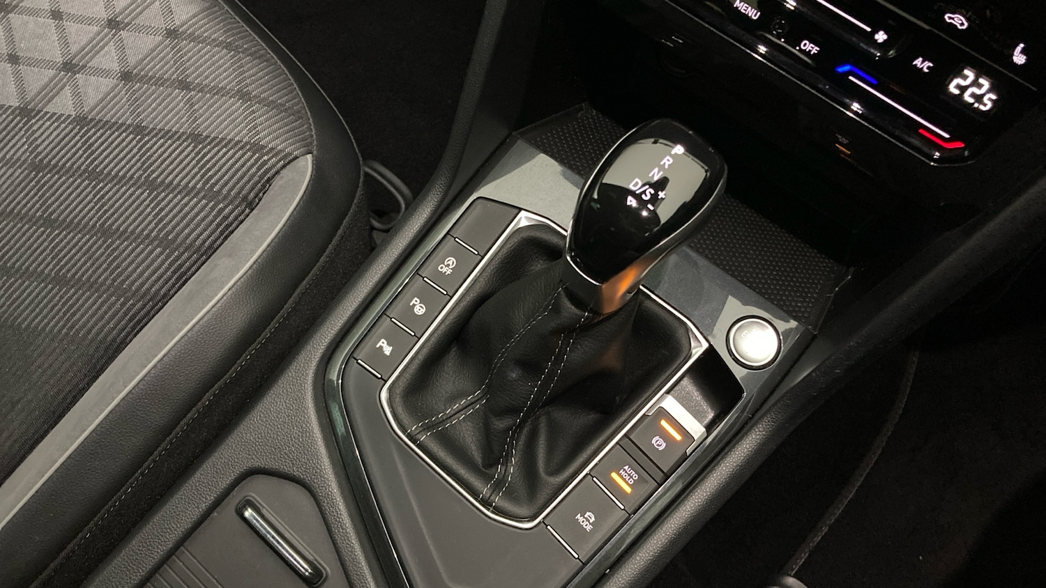 Used Volkswagen Tiguan 2023 for sale - 76414942: Photo 14