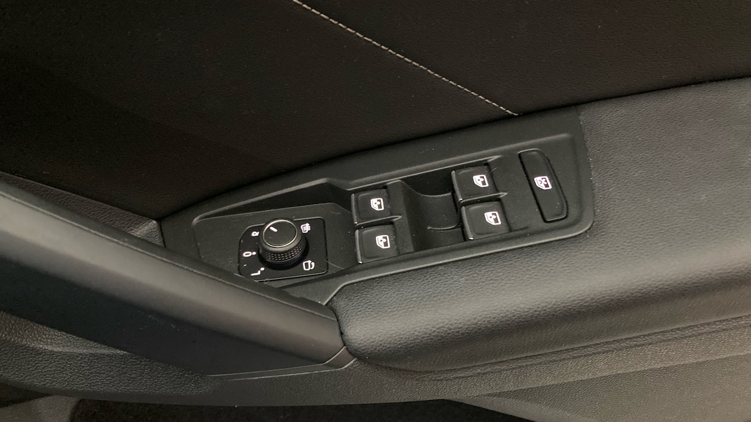 Used Volkswagen Tiguan 2023 for sale - 76414942: Photo 29