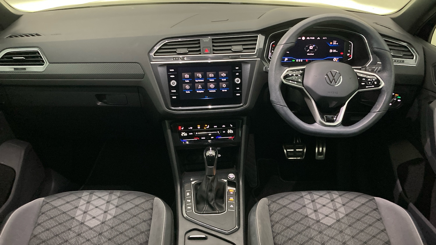 Used Volkswagen Tiguan 2023 for sale - 76414942: Photo 9