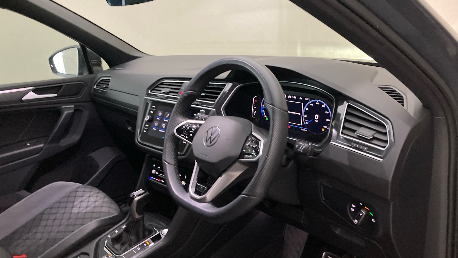 Used Volkswagen Tiguan 2021 for sale - 76493761: Photo 6