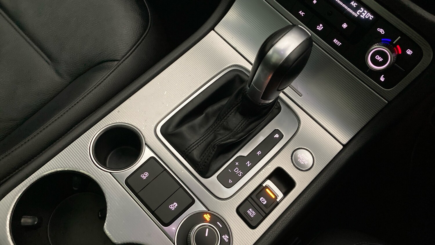 Used Volkswagen Touareg 2016 for sale - 78149826: Photo 14