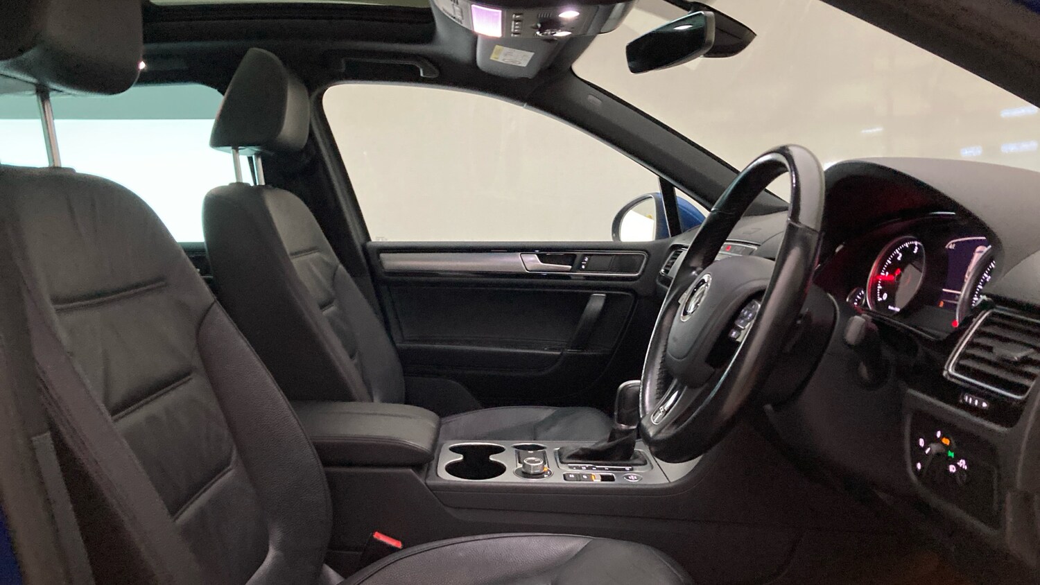 Used Volkswagen Touareg 2016 for sale - 78149826: Photo 15