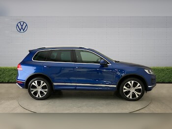 Used Volkswagen Touareg 2016 for sale - 78149826: Photo