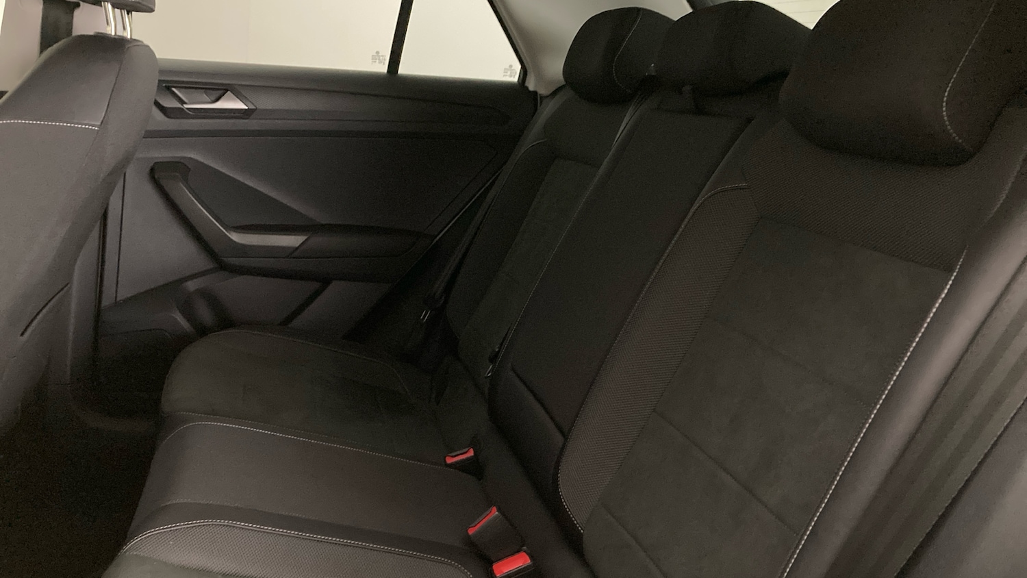 Used Volkswagen T-Roc 2023 for sale - 77901449: Photo 16