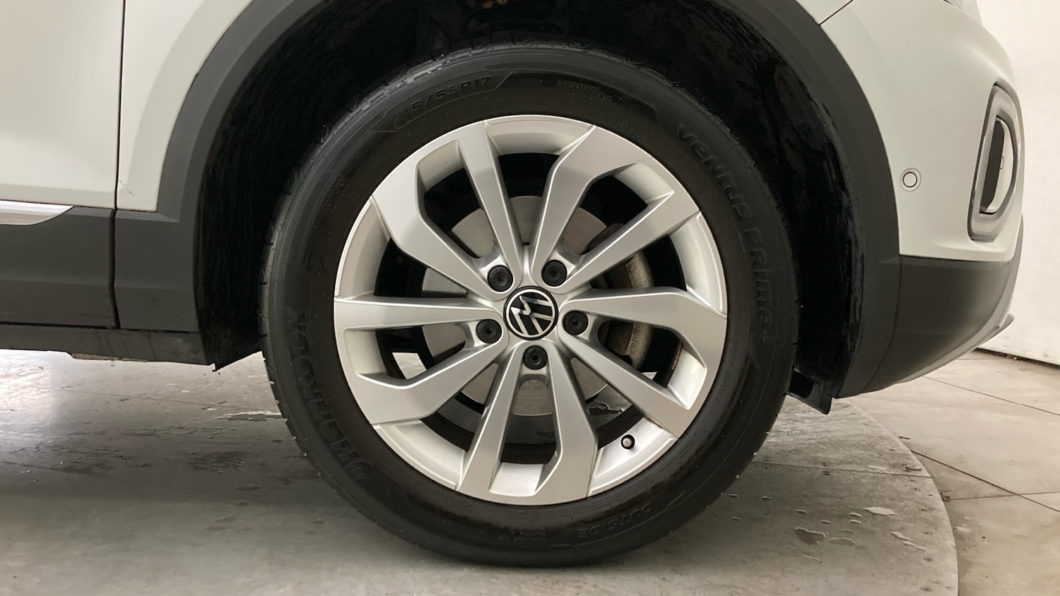 Used Volkswagen T-Roc 2023 for sale - 77901449: Photo 5