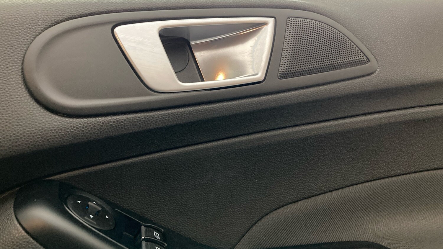 Used Ford Fiesta 2017 for sale - 78097990: Photo 26