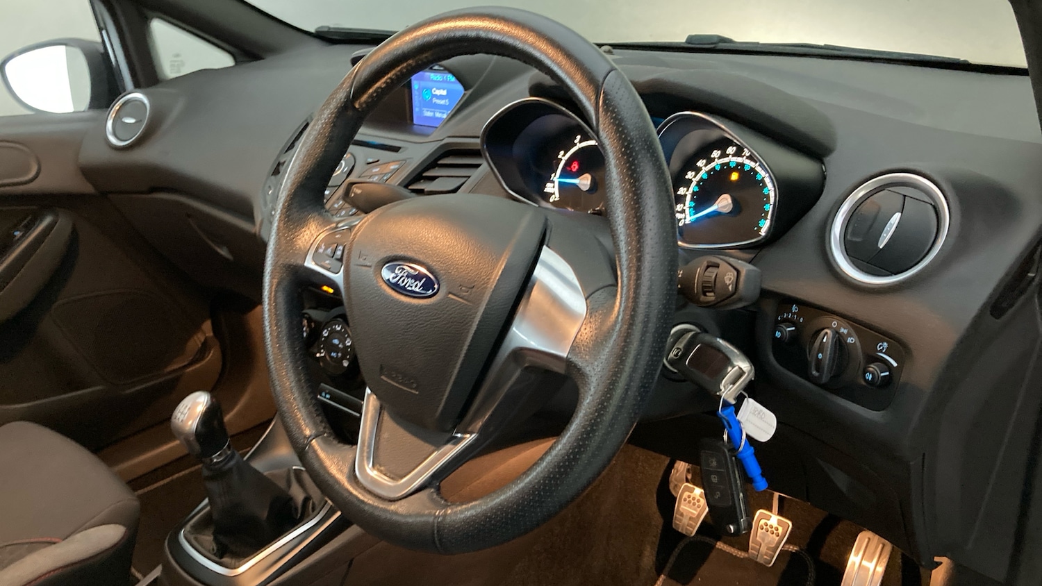 Used Ford Fiesta 2017 for sale - 78097990: Photo 6