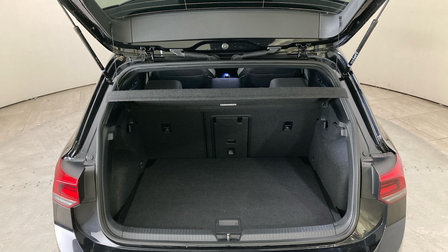 Used Volkswagen Golf 2022 for sale - 77151893: Photo 20