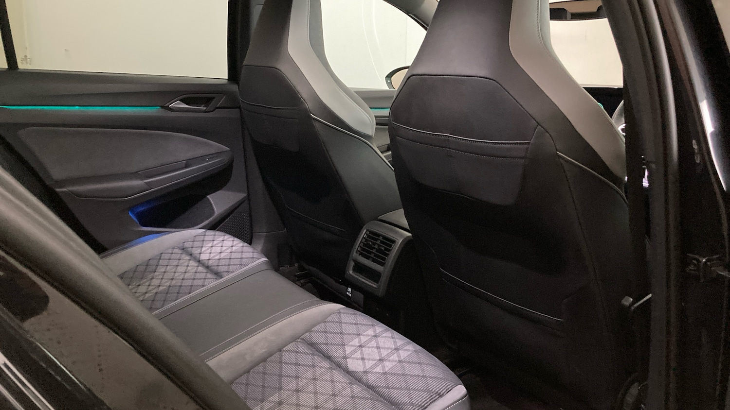 Used Volkswagen Golf 2022 for sale - 77151893: Photo 34